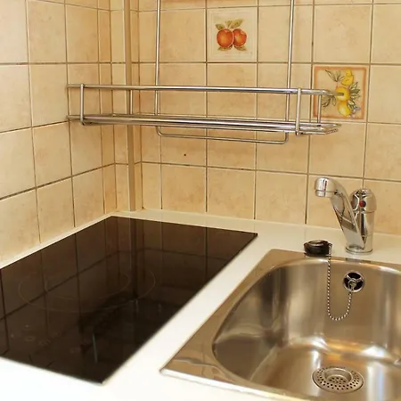 Mito And 3* تروغير